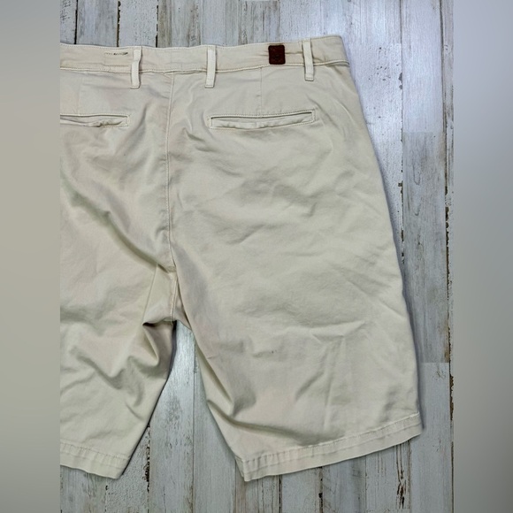 AG Adriano Goldschmied Men's Size 38R Trouser Shorts Cotton Cream - Picture 9 of 10